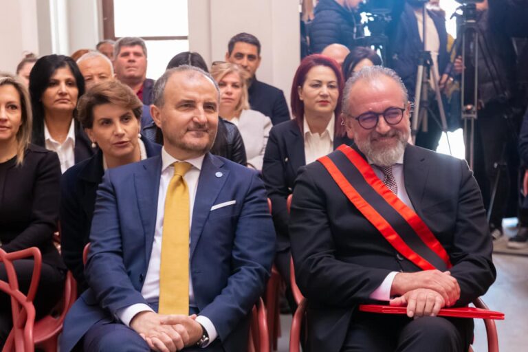 “Qytetar nderi” në Vlorë, Soreca: Ky qytet dëshmon fuqi transformuese