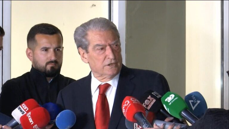 Berisha s’tërhiqet nga Kuvendi i 30 prillit