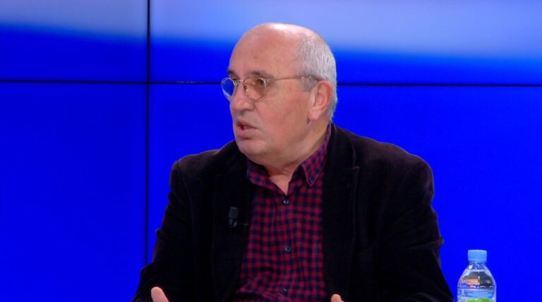 Situata në PD, Besnik Mustafaj: E shëndetshme, por duhet të nisë puna për evidentimin e figurave të reja