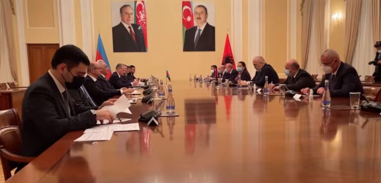 Pas Presidentit, Rama takon kryeministrin e Azerbajxhanit (VIDEO)