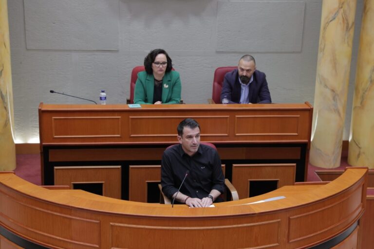 Lajm i mirë për bizneset në Tiranë, bashkia shtyn pagesat për taksat