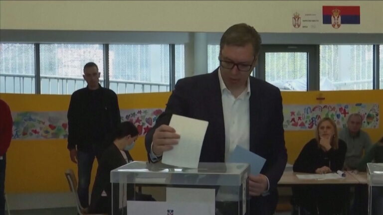 Zgjedhjet presidenciale, parlamentare dhe lokale. Vuçiç: Besoj në fitore bindëse