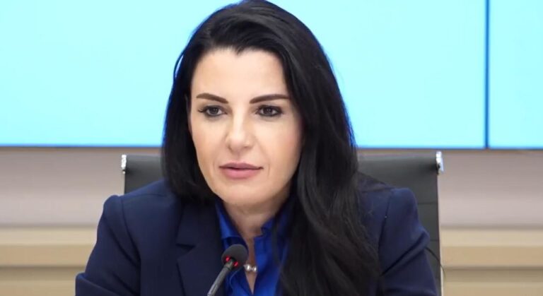 Hekurudha Durrës-Prishtinë, ministrja Balluku: Gati brenda 4 viteve