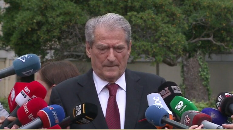 Berisha i përgjigjet Kryeministrit Rama kur tha që “Saliu është i vdekur”!