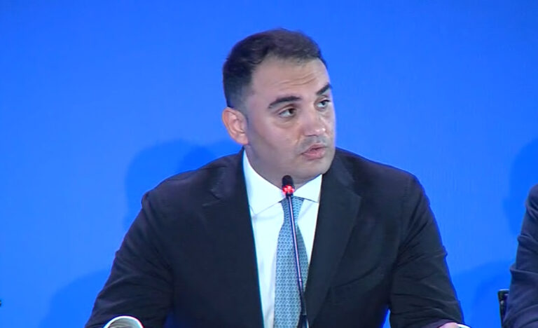 Këlliçi thirrje qytetarëve të marrin pjesë në protestën e radhës para Bashkisë Tiranë