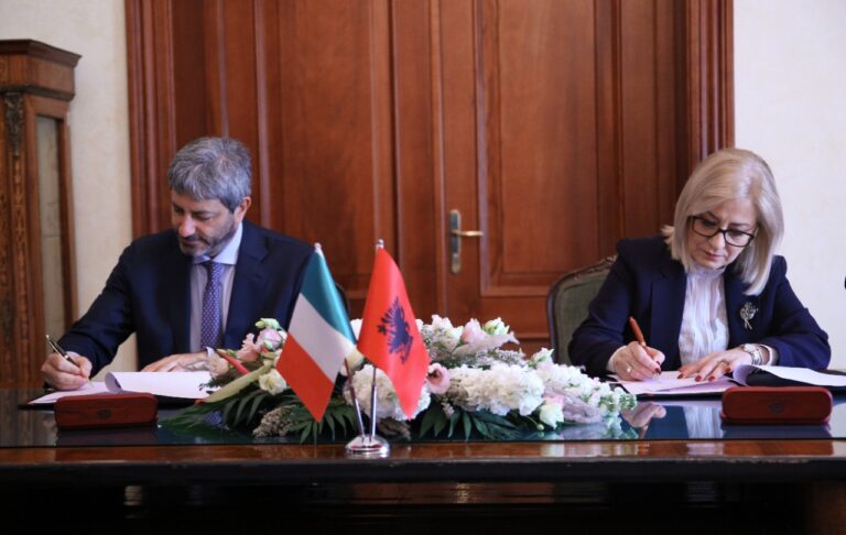 Nikolla priti  Presidentin e Dhomës së Deputetëve të Italisë, Roberto Fico: Nënshkruhet marrëveshja e bashkëpunimit midis dy parlamenteve