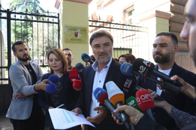 Dialogu për Presidentin e ri rikthehet në pikën zero, Alibeaj: PS prishi konsensusin