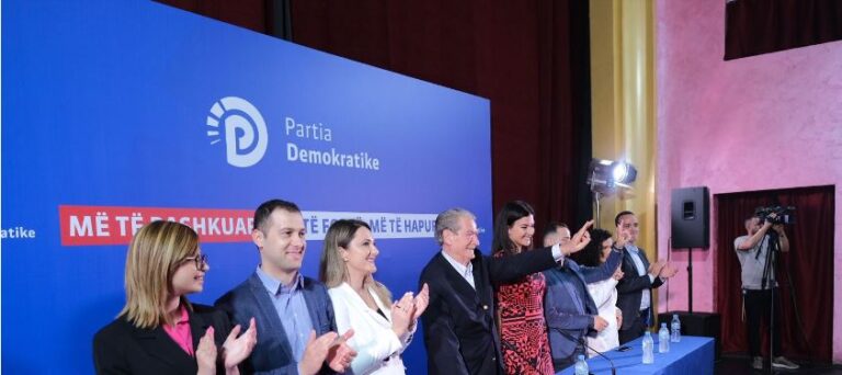 Zgjedhjet për kryetarin e PD, Berisha në Elbasan: Të ngrihemi për të mbrojtur interesin kombëtar