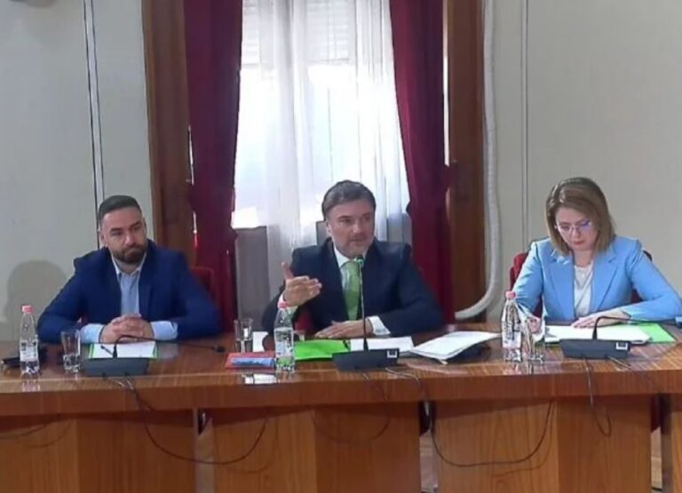 Enkelejd Alibeaj vendos kusht: Presidenti të zgjidhet brenda raundit të tretë