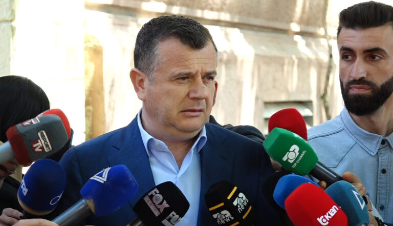 Balla sërish thirrje SPAK-ut: Nisni hetimet për Berishën
