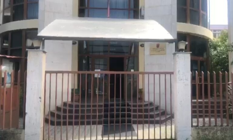 Ilvi Meta u vetëvra në komisariat, Gjykata lë në burg tre efektivët e arrestuar