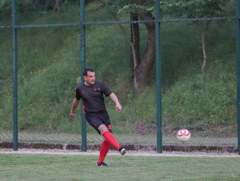 Finalja e ”Conference League”, Veliaj: S’ka pasur asnjëherë rrezik që të shkonte në Athinë