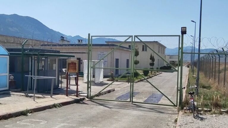 Tjetër tentativë për vetëvrasje në burg, i dënuari vjedh bisturinë e mjekut