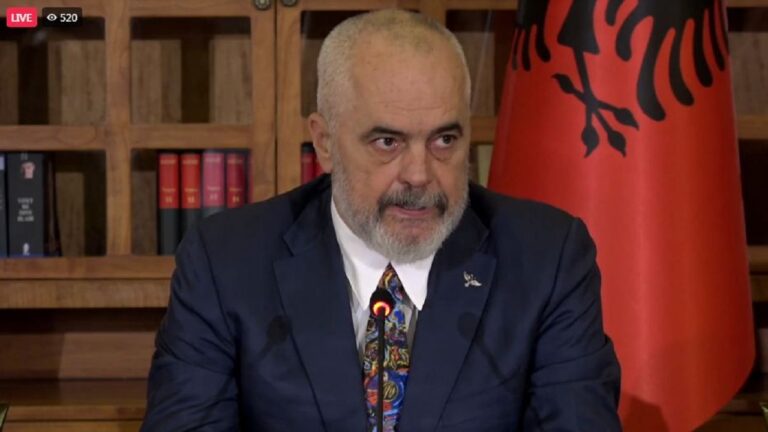 Kryeministri: Fund edhe radhëve në banka për shërbimet, pagesat me e-Albania