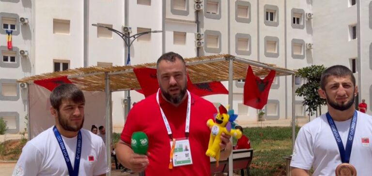 Çeçenët kampionë të Shqipërisë tregojnë emocionet nga lojërat Mesdhetare në Algjeri