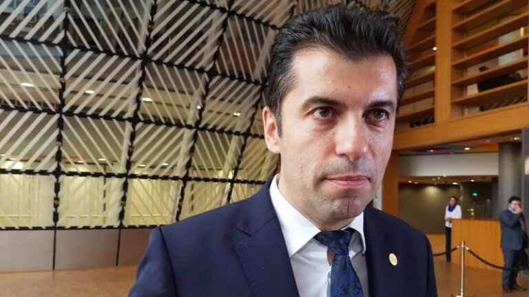 Kryeministri bullgar shuan shpresat: Nuk ka shans që të hiqet vetoja gjatë Samitit