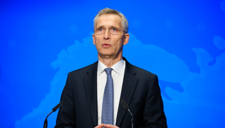 NATO, Jens Stoltenberg: 700 forca shtesë. Dhuna është duke e kthyer mbrapa Kosovën