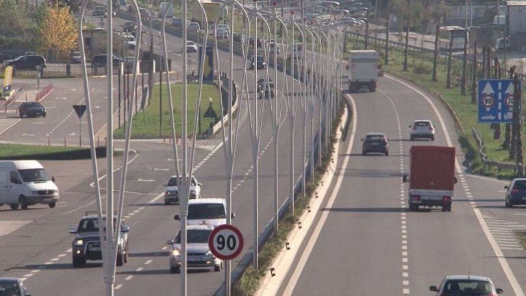 Ndryshimet në Kodin Rrugor, ekspertët: Në akset e reja shpejtësia të shkojë deri në 130 km/h