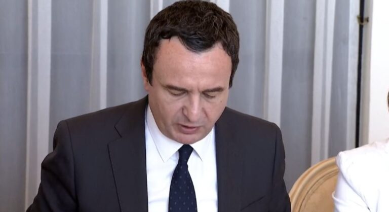 Albin Kurti nis mbledhjen e përbashkët të dy qeverive: Bashkëpunimi Shqipëri-Kosovë më i ngushtë se kurrë