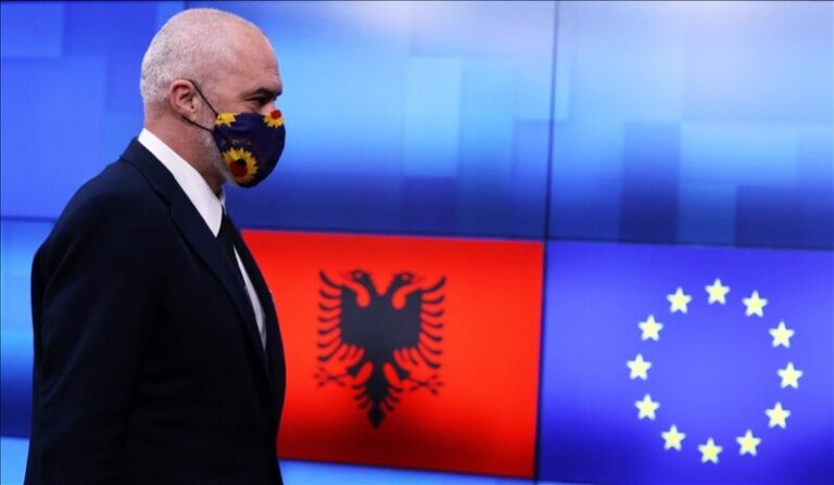 Rama do marrë pjesë në samitin e BE/ Tërhiqet kryeministri, përse ndryshoi mendim?