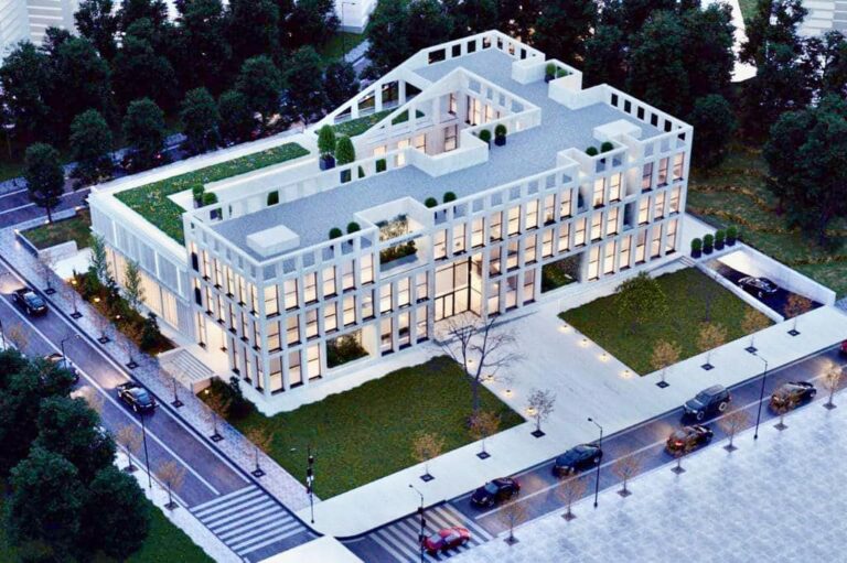 Rama publikon pamje nga rindërtimi i bashkisë së Kurbinit (FOTO)