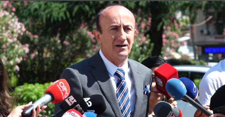 Deputeti i PD-së flet për përplasjet në Kuvend: Më në fund i thirrëm mendjes…
