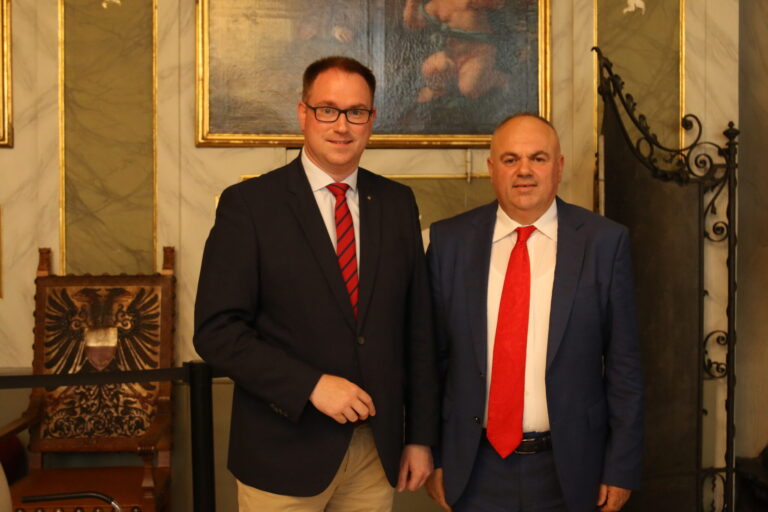 Safet Gjici: Binjakëzim i bashkisë së Kukësit me Lubekun e Gjermanisë. Ndërtojmë impiantin për përpunimin e ujërave të zeza