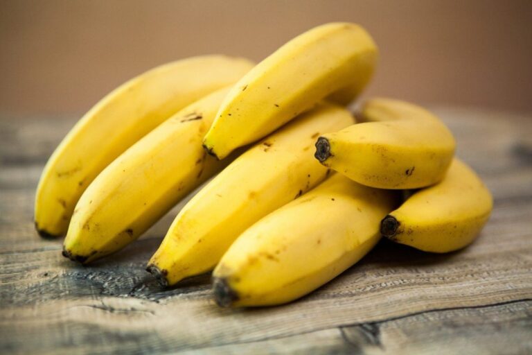 Personat që këshillohen të mos konsumojnë banane