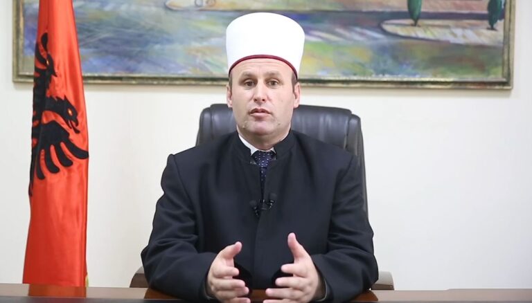 Nesër Kurban Bajrami. Kreu i KMSH uron besimtarët myslimanë