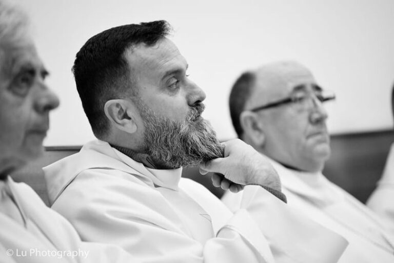 “Sikur të vinte tani Jezusi, si do t’u fliste njerëzve të shekullit XXI të cilët kanë shkuar në hënë, që eksplorojnë universin me megateleskopë….”