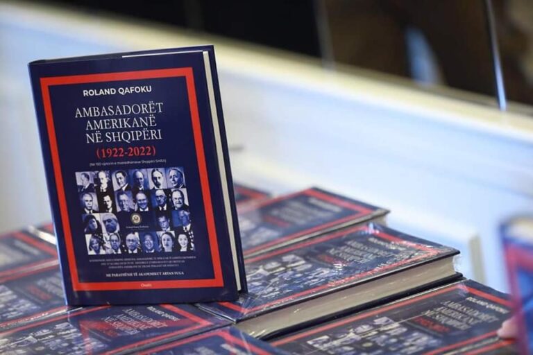 Libri i Roland Qafokut “Ambasadorët amerikanë në Shqipëri 1922-2022”