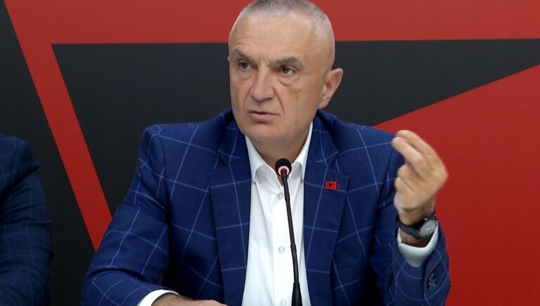 Meta thirrje punonjësve të shtetit që të jenë të kujdesshëm me shkresat: Do merrni veten më qafë