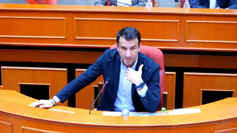 Erion Veliaj kundër ndryshimeve të Reformës Territoriale: Rikthimi te komunat, jo zgjidhje e duhur