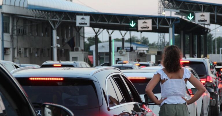 ”Open Balkan” dhe radhët e gjata në kufirin serbo-maqedonas