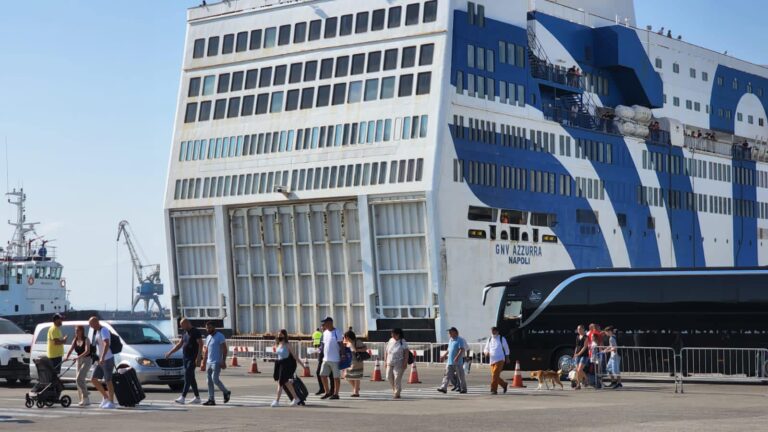 Kryeministri: 30 mijë turistë gjatë muajit qershor erdhën në Shqipëri