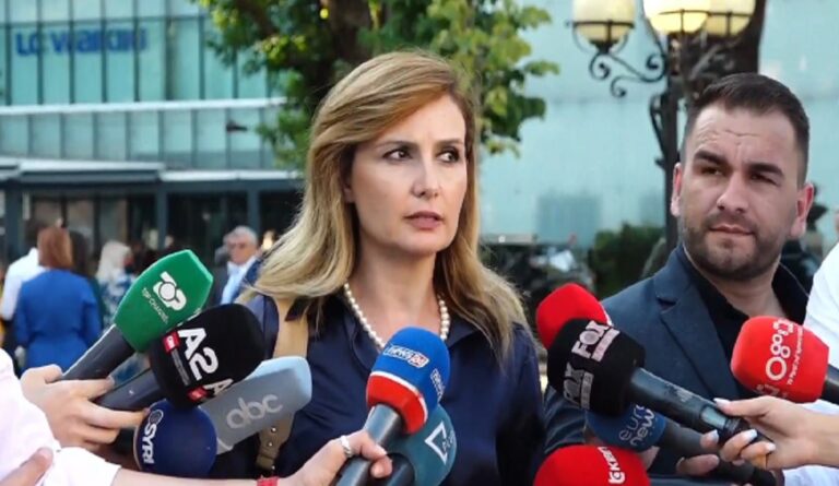 ”PS s’ka moral që të përdorë luftën ndaj komunizmit”, Tabaku: Të hapen dosjet