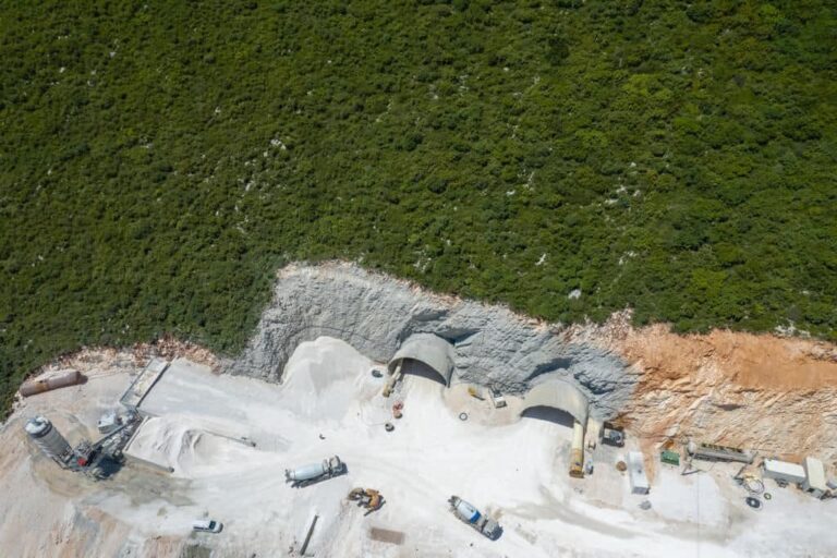 Rama publikon pamje nga tuneli i Llogarasë: Deri në fund të muajit hapet më shumë se gjysma e segmentit (FOTO)