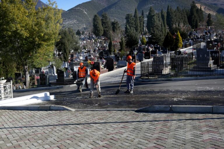 Skandali me varret në Tufinë, publikohen përgjimet: S’kam mbledh asnjë lek sot, jam zero