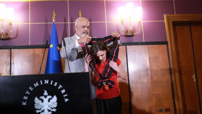 Luiza Gega një parakumtuese. Lamë pas Gjermaninë