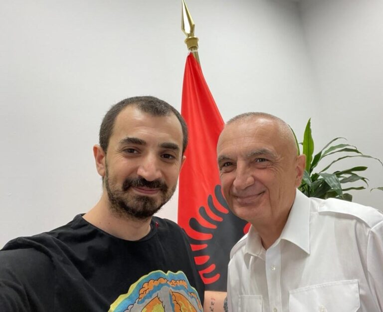 Meta takohet me Albano Bogdon: Dëgjova ide dhe kritika nga një artist me shpirt të lirë