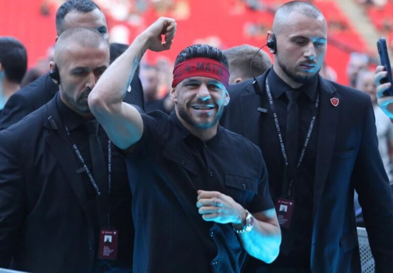 ”Luftë” në ”Air Albania” për titullin WBC mes Markut dhe meksikanit Ramirez