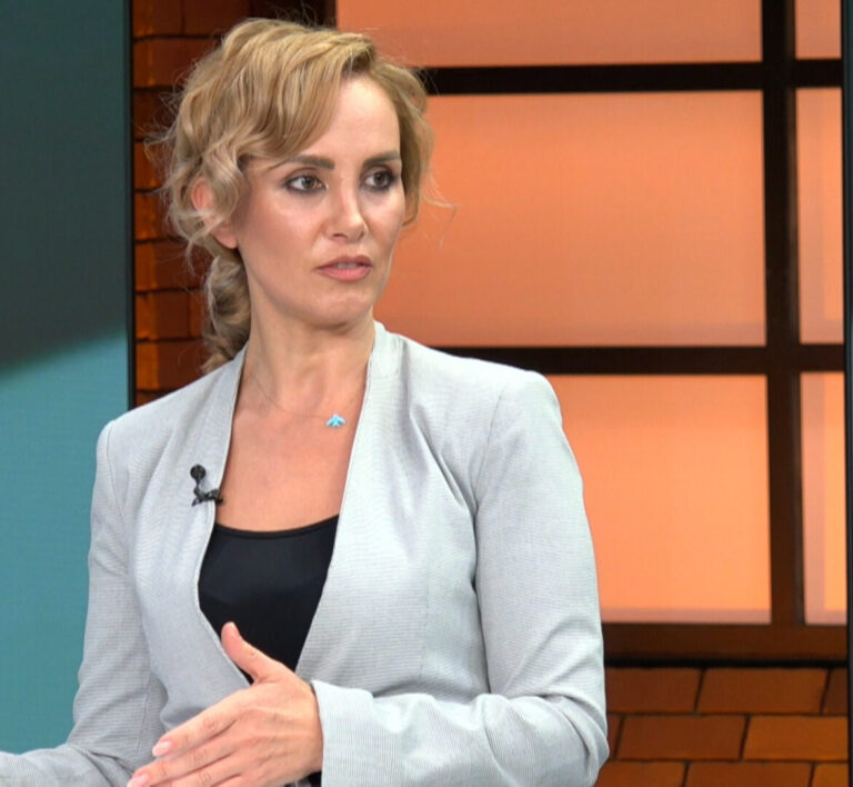 U shkarkua nga posti si zv/ministre e Turizimit, reagon Çuçi: Falënderoj Ramën