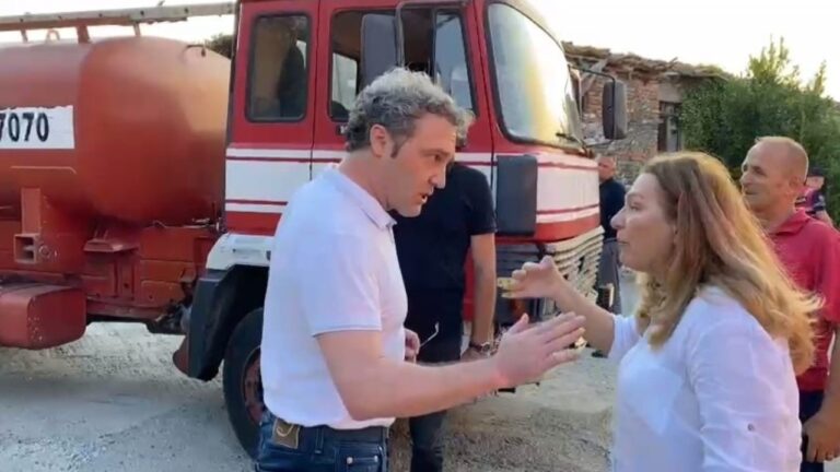 Zjarret në Shkodër, debat i ashpër mes Spahisë dhe Angonit (VIDEO)