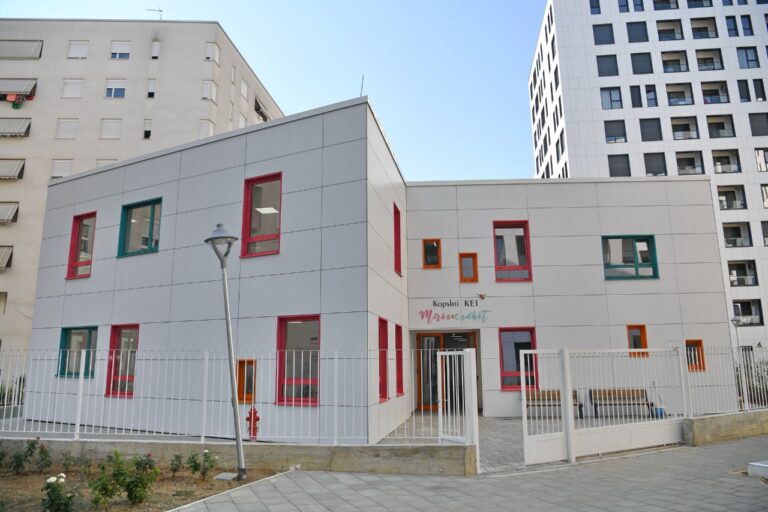 Veliaj: Kopshti dhe çerdhja “Kei”, një tjetër hapësirë e re moderne për 220 fëmijë në Njësinë 7