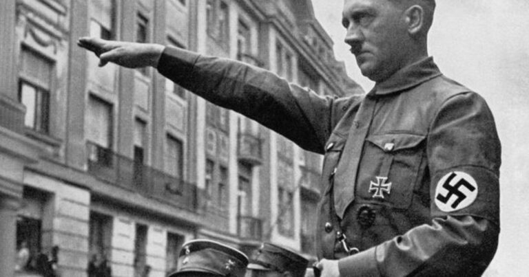 Hitleri përdorte turistët gjermanë për zbulim, përpara se të sulmonte shtetet armike!