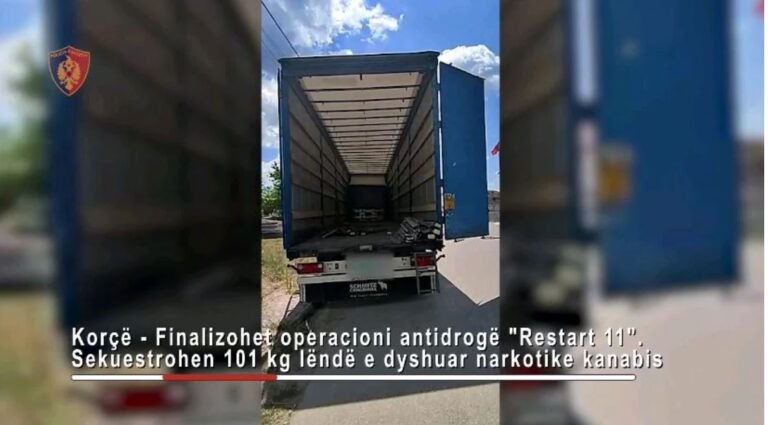Sekuestrohen 101 kg kanabis në Korçë, ishte fshehur në rimorkion e kamionit për ta çuar në Turqi