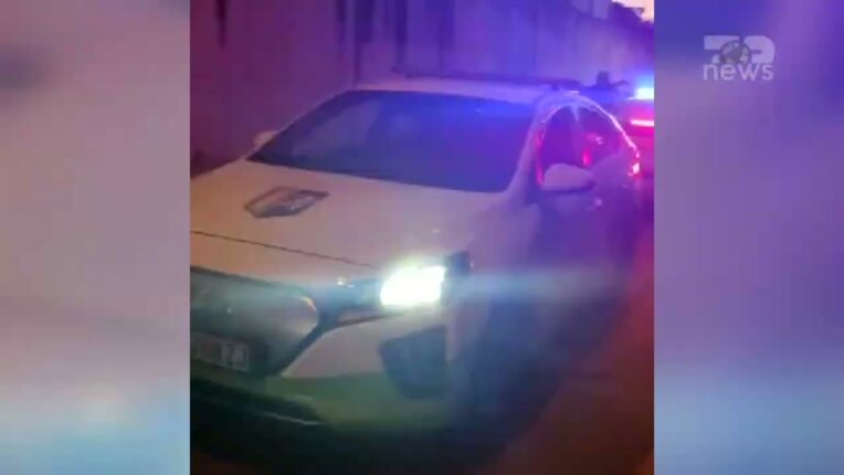 29-vjeçarja hipi në trotuar me makinë, policia: Tre këmbësorë u plagosën