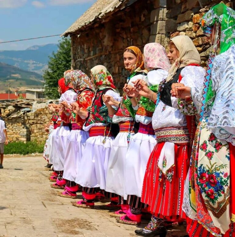 Një dasëm në Borje-Kukës, traditë e mrekullueshme (foto)