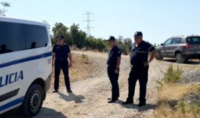 U plagos nga bashkëfshatari me plumb në bark, ndërron jetë në spital 55-vjeçari nga Fushë-Kruja
