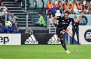 Vlahovic dhe Milik, Juventus rigjen fitoren në Seria A ndaj Spezias (VIDEO)